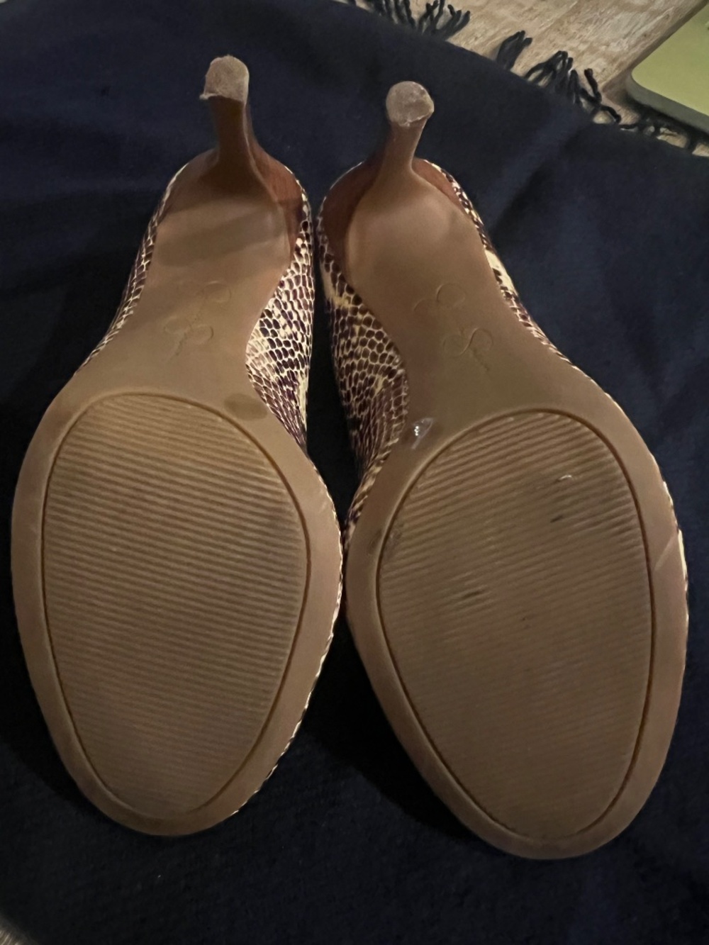 Jessica Simpson Python Embossed Pumps - Picture 2 of 7